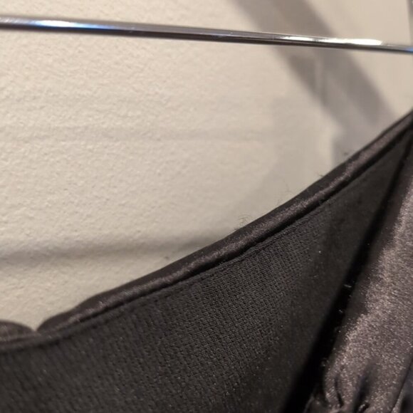 Bianca Nygard Pleated Satin Dress Pants Wide Leg High Rise Womens Size 12 Black - Picture 12 of 14